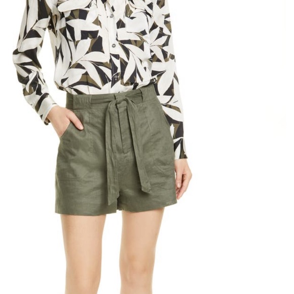 Equipment Linen Shorts - Picture 2 of 3